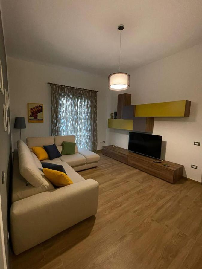 Casa Vacanze Al Trenta3 Marsala Bagian luar foto