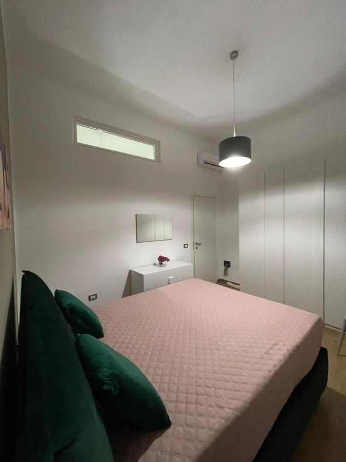 Casa Vacanze Al Trenta3 Marsala Bagian luar foto